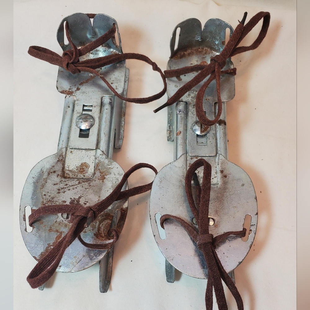 Metal Ice Skates Brown Laces Vintage Metal Youth Adjustable Distressed Aluminum